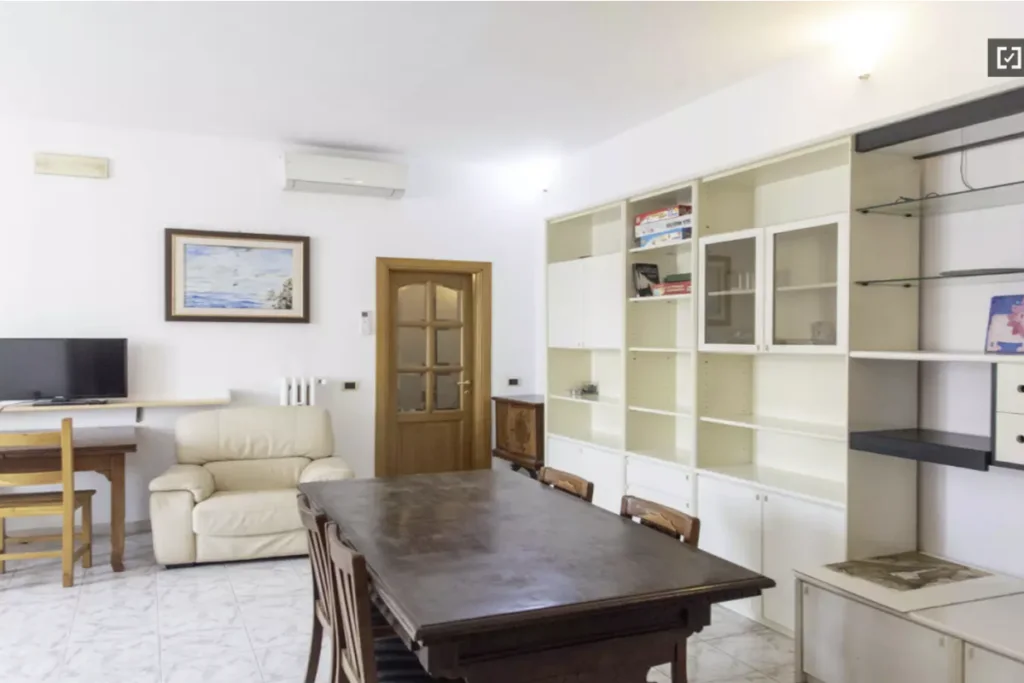 Appartamento con 3 camere da letto in affitto · Roma (Ragusa)